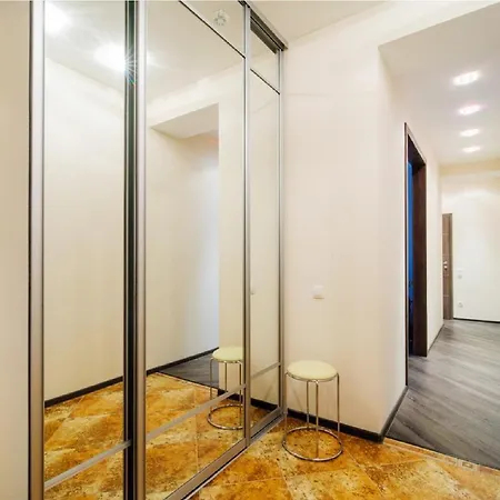 Apartment On Ploshad Pobedi